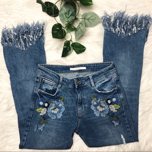 Zara Floral Tore Hem Jeans Size 4 - Picture 2 of 5